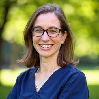 Dr. Charlotte Blau, Plastics and Reconstructive Surgeon at Boulcott Hospital